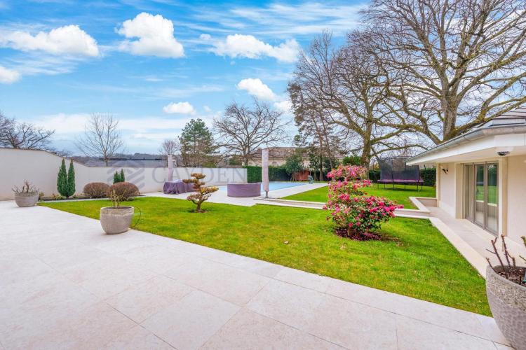 House for sale in Geneva, Switzerland