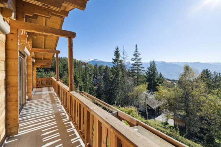 Chalet avec piscine intérieur à Crans-Montana - Location à la semaine ou au mois - Disponible pour Nouvel An