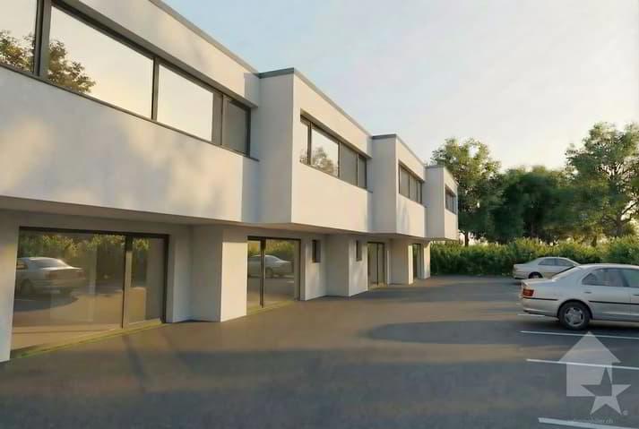 Maison contiguë moderne de 5.5 pièces dans un environnement calme