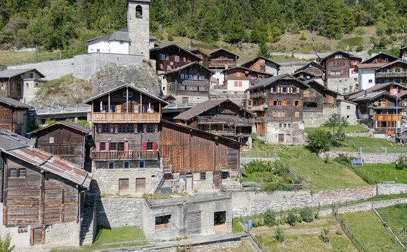 Heimelige Wohnung mit fantastischer Aussicht in Guttet