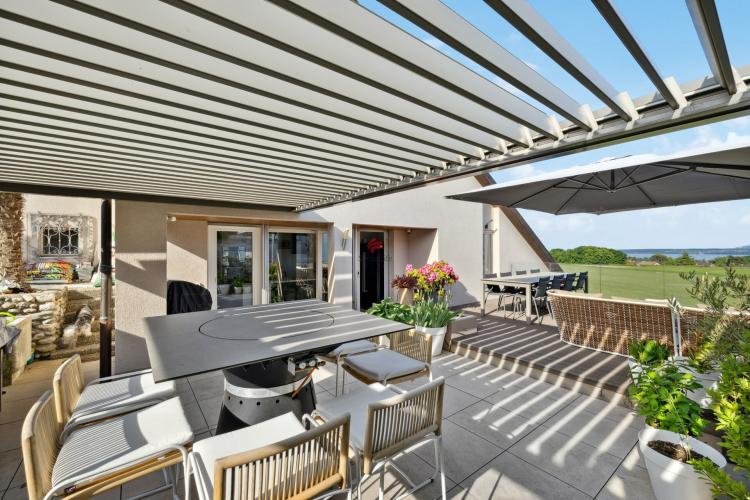 Maison individuelle vue Lac Jardin Double Garage