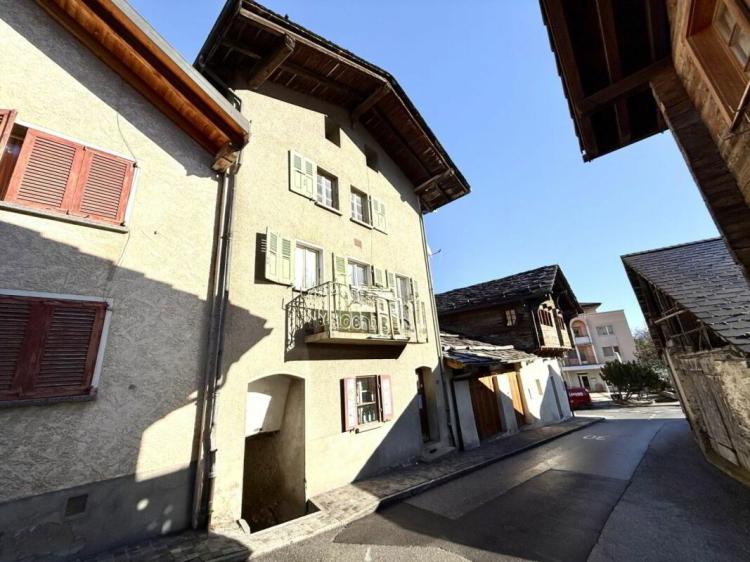 House for sale in Salgesch, Switzerland