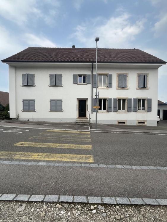 Appartement de 3.5pcs à louer à Courtedoux