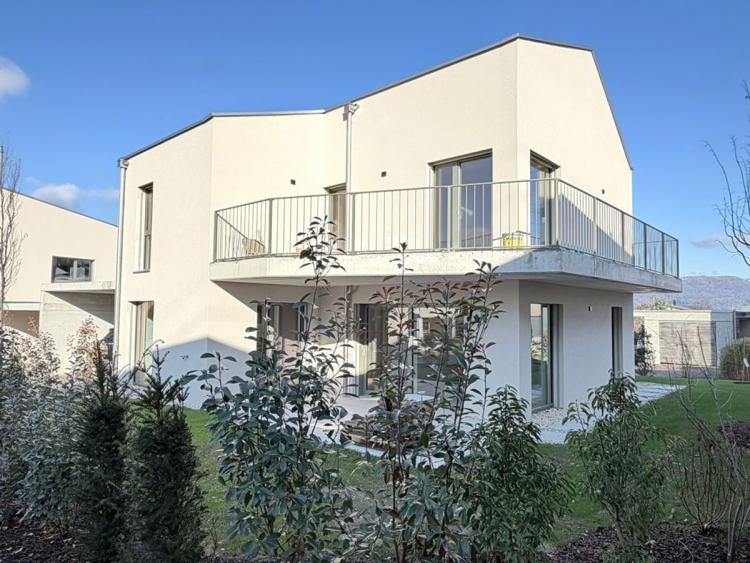 Villa, Rossemaison - 985000
