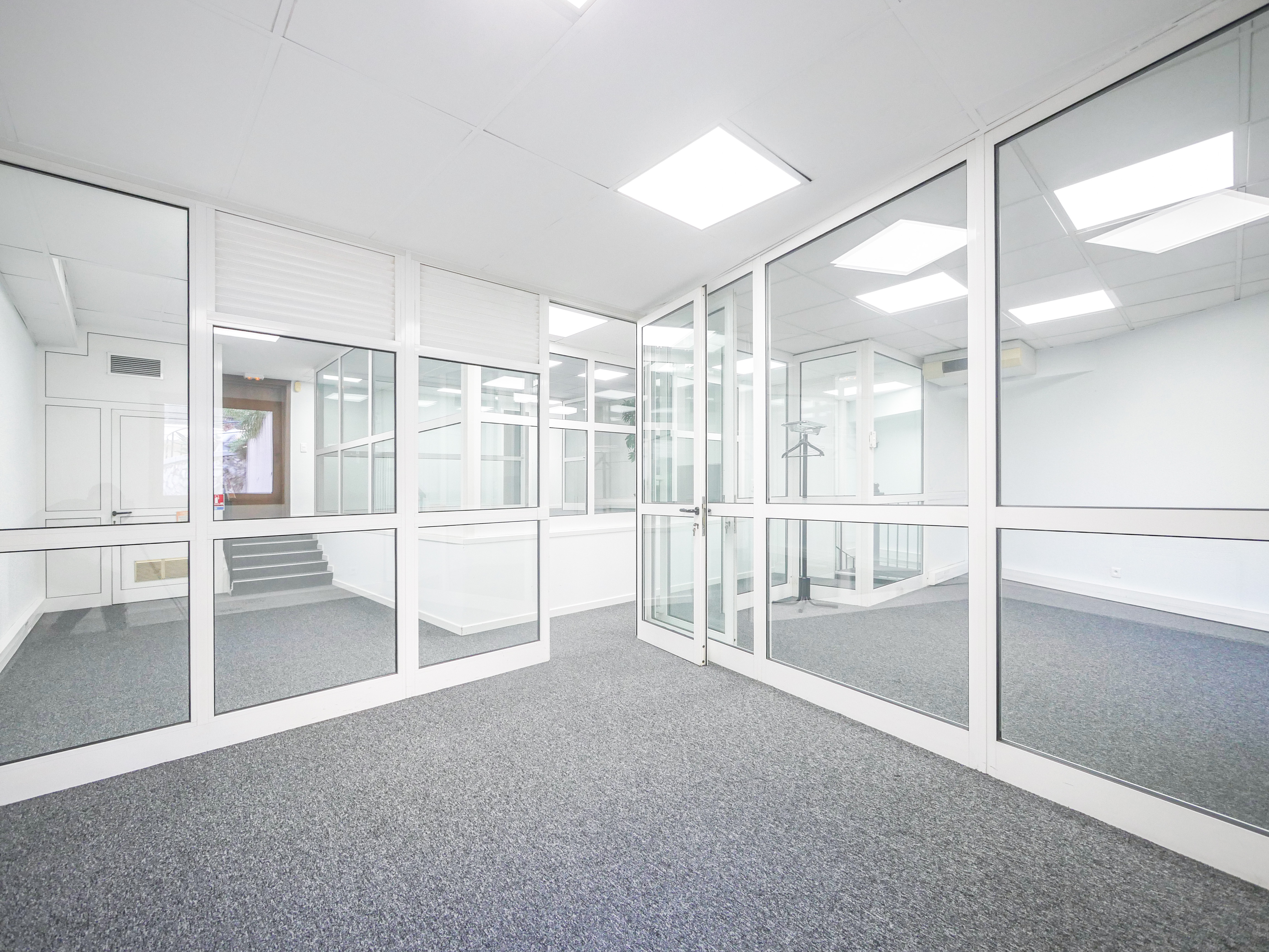 FjvrK_vue-depuis-bureau-1648712872.jpg
