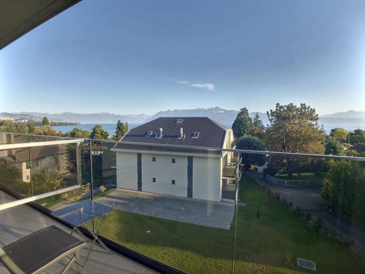 MAGNIFIQUE APPARTEMENT MEUBLE DE 2P EN FACE EPFL & UNIL
