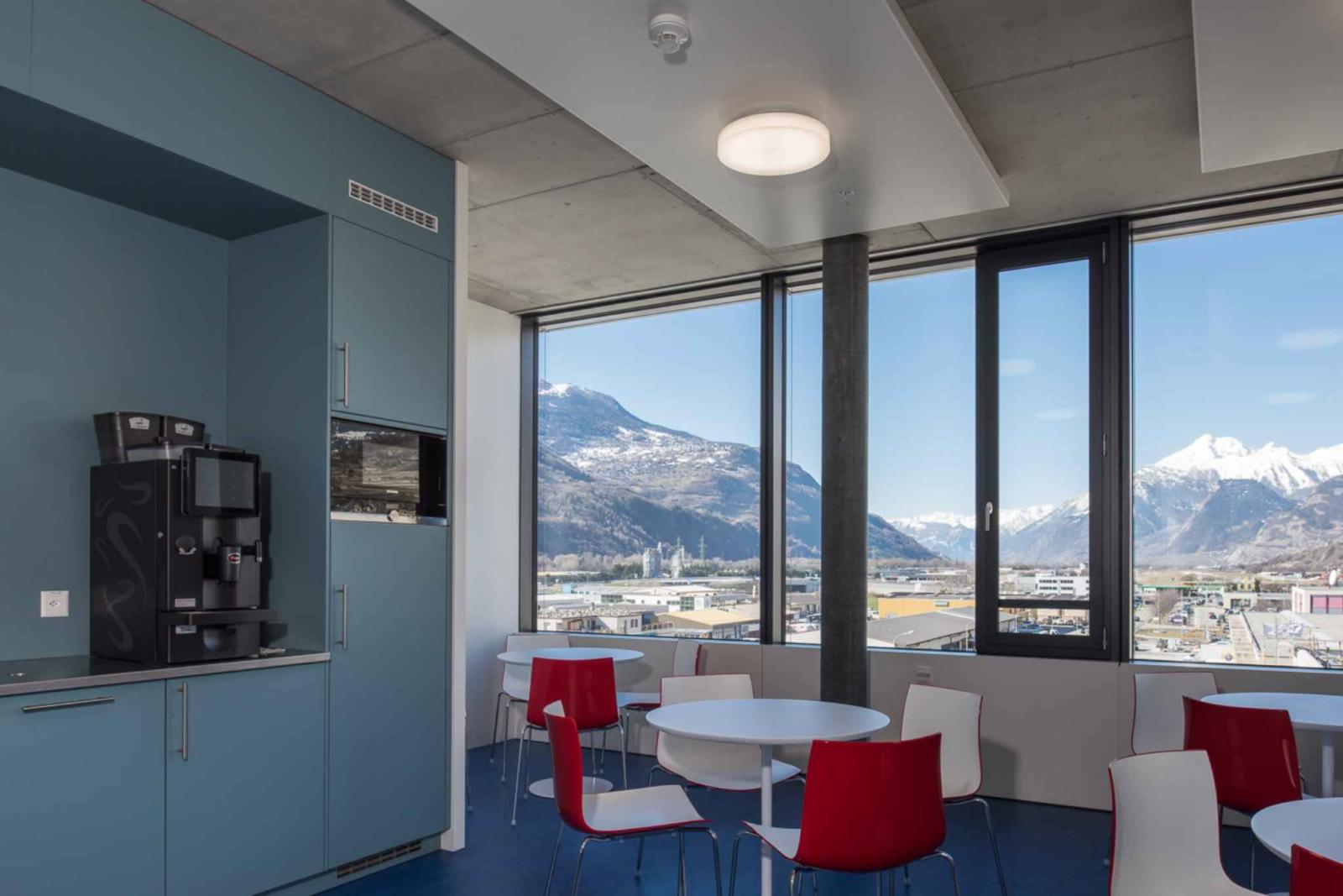 EXCLUSIF : Bureaux PLUG & PLAY de 1'385 m2 à louer à SION