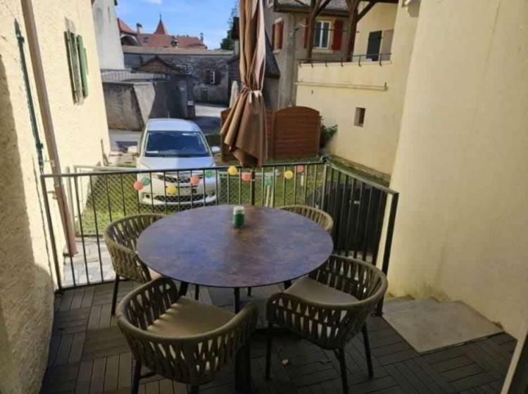 Charmantes 3-Zimmer-Wohnung mit Terrasse in Montcherand