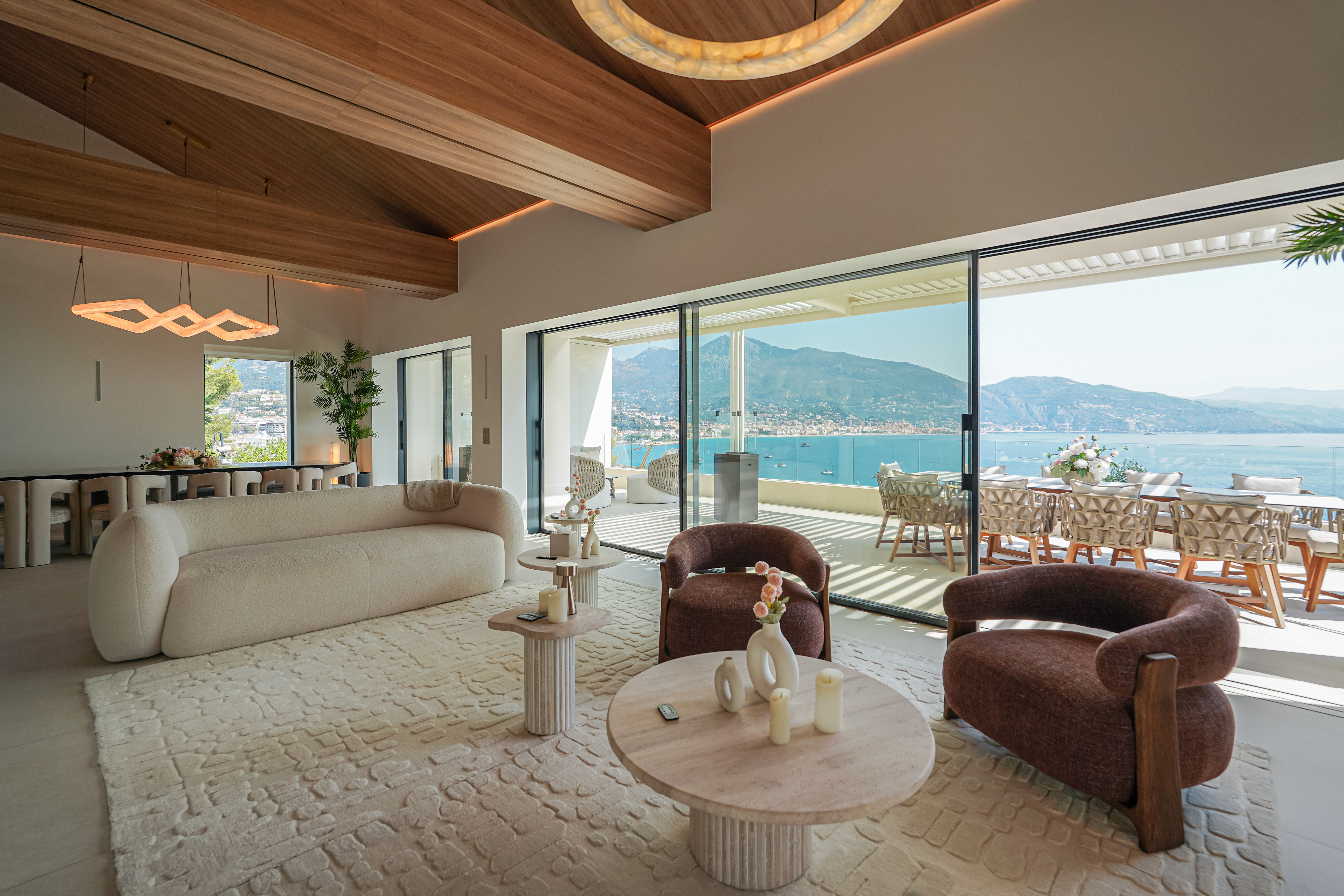 g73Ta_se-jour4-villa-cap-martin-valeri-agency-by-jm-barei-1785495589.jpg
