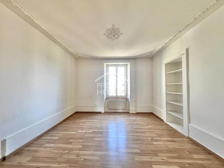 House for sale in La Chaux-de-Fonds, Switzerland