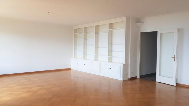 Superbe appartement de 6 pièces avec vue panoramique sur le lac