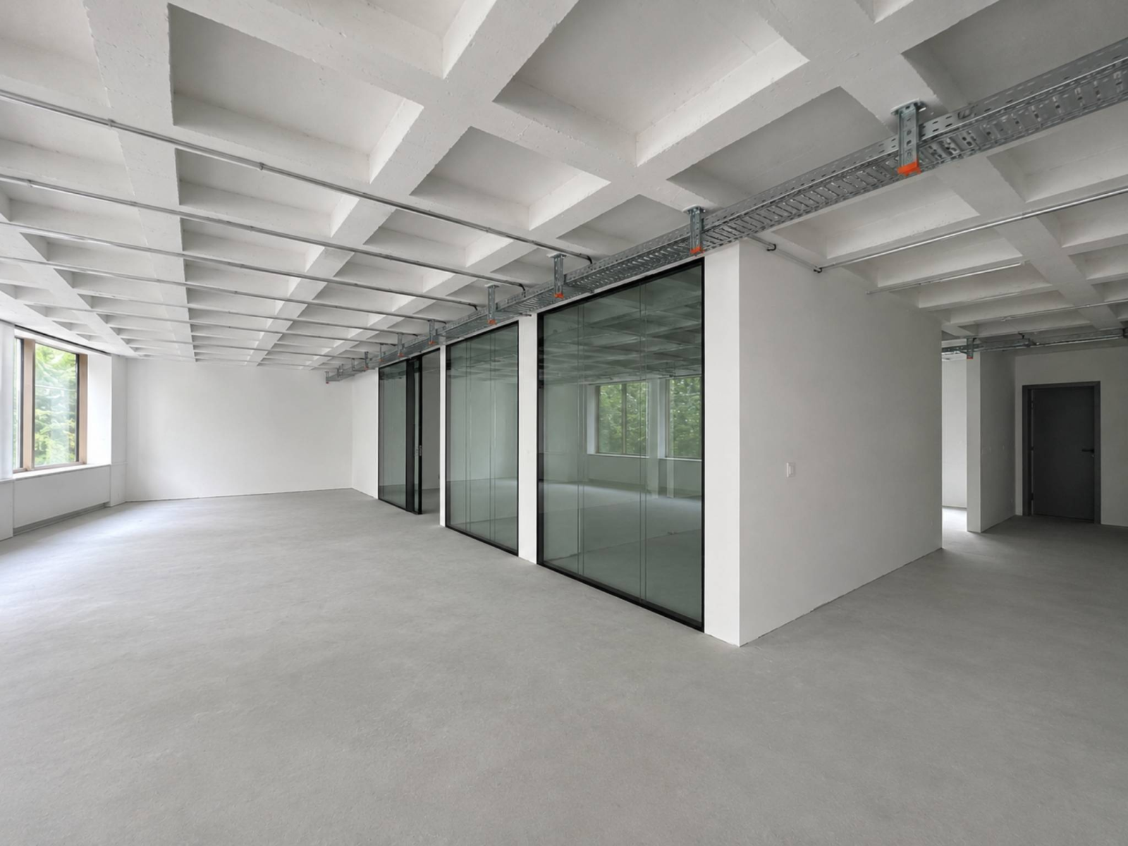 BUREAUX MODERNES IDÉALEMENT SITUÉS – ENTRE GARE CORNAVIN ET LAC