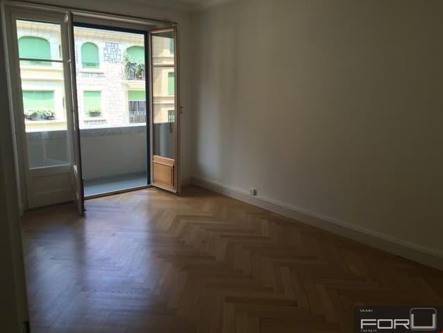 Très bel appartement 2 pièces avec balcon à Malagnou