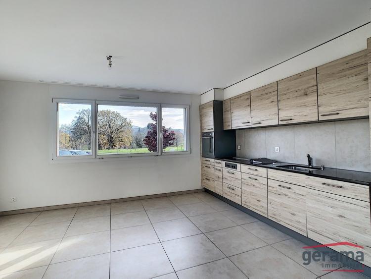 Bel appartement de 3,5 pièces en campagne