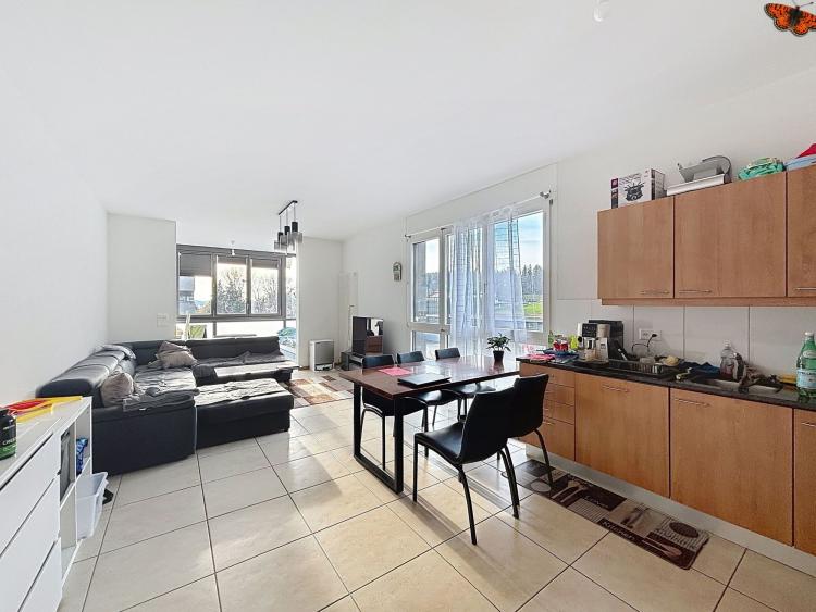 Lumineux 2½ pièces à vendre dans le quartier de Cormanon !