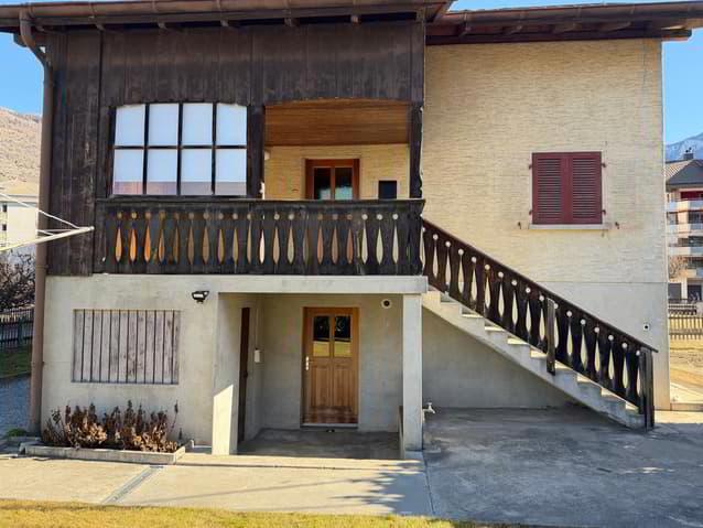 Charmantes 5-Zimmer-Doppeleinfamilienhaus in Visp - Befristet bis...