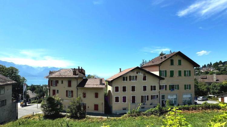 Apartment for sale, Route de Brent (Riviera-Pays-d'Enhaut District, Switzerland)