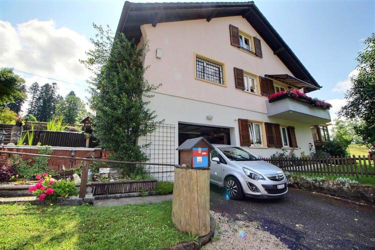 House for sale in La Chaux-de-Fonds, Switzerland