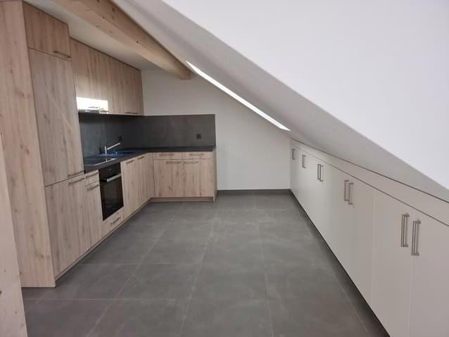 Superbe appartement de 3 pièces entièrement rénové au 4ème étage