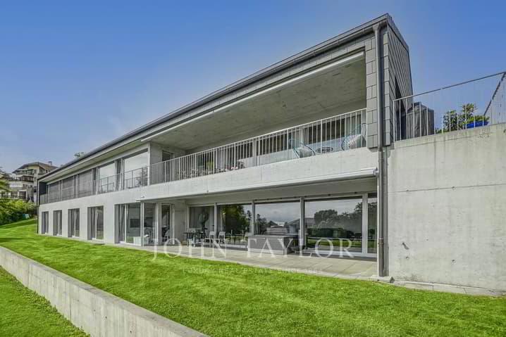 EXCEPTIONNEL! Appartement contemporain de 240m2