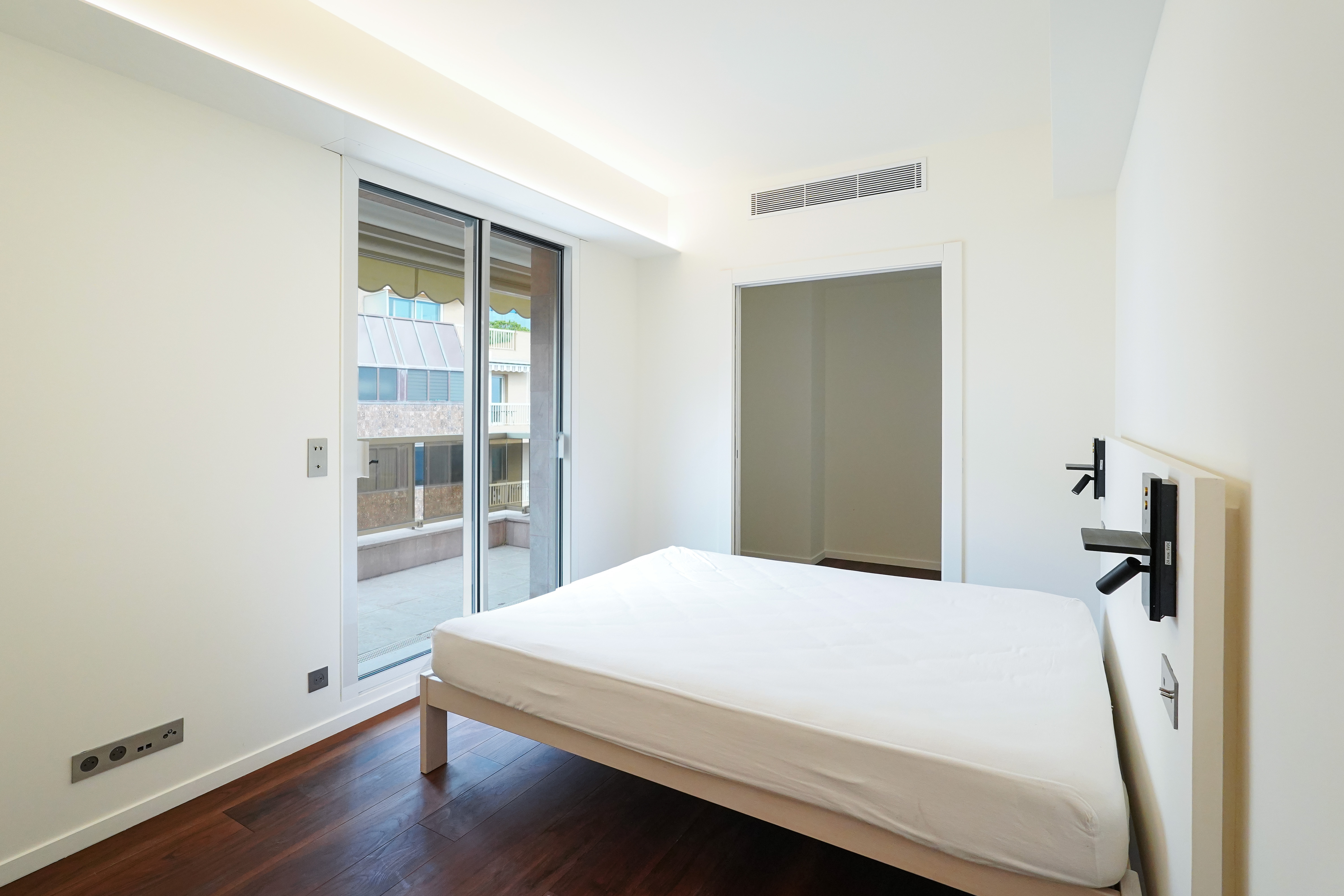 gUDew_chambre-3-villa-annonciade-barnes-valeri-agency-monaco-1779292084.jpg