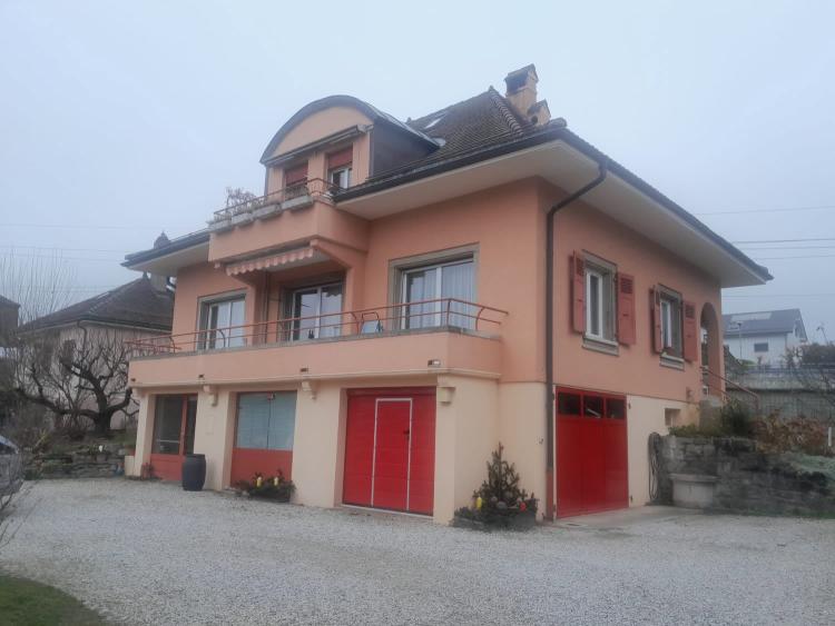 Wohnung mit 3 Zimmern und Galerie in Saint-Prex