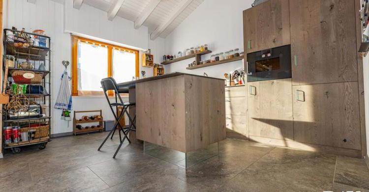 Maison contiguë