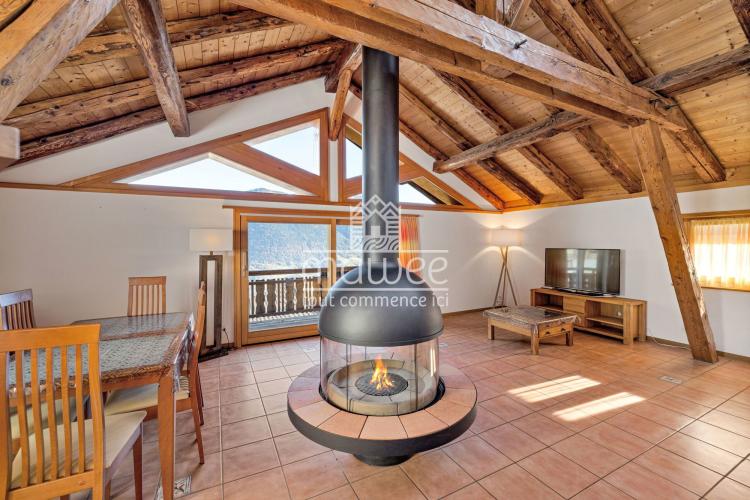 Opportunité rare – chalet avec studio en résidence secondaire !
