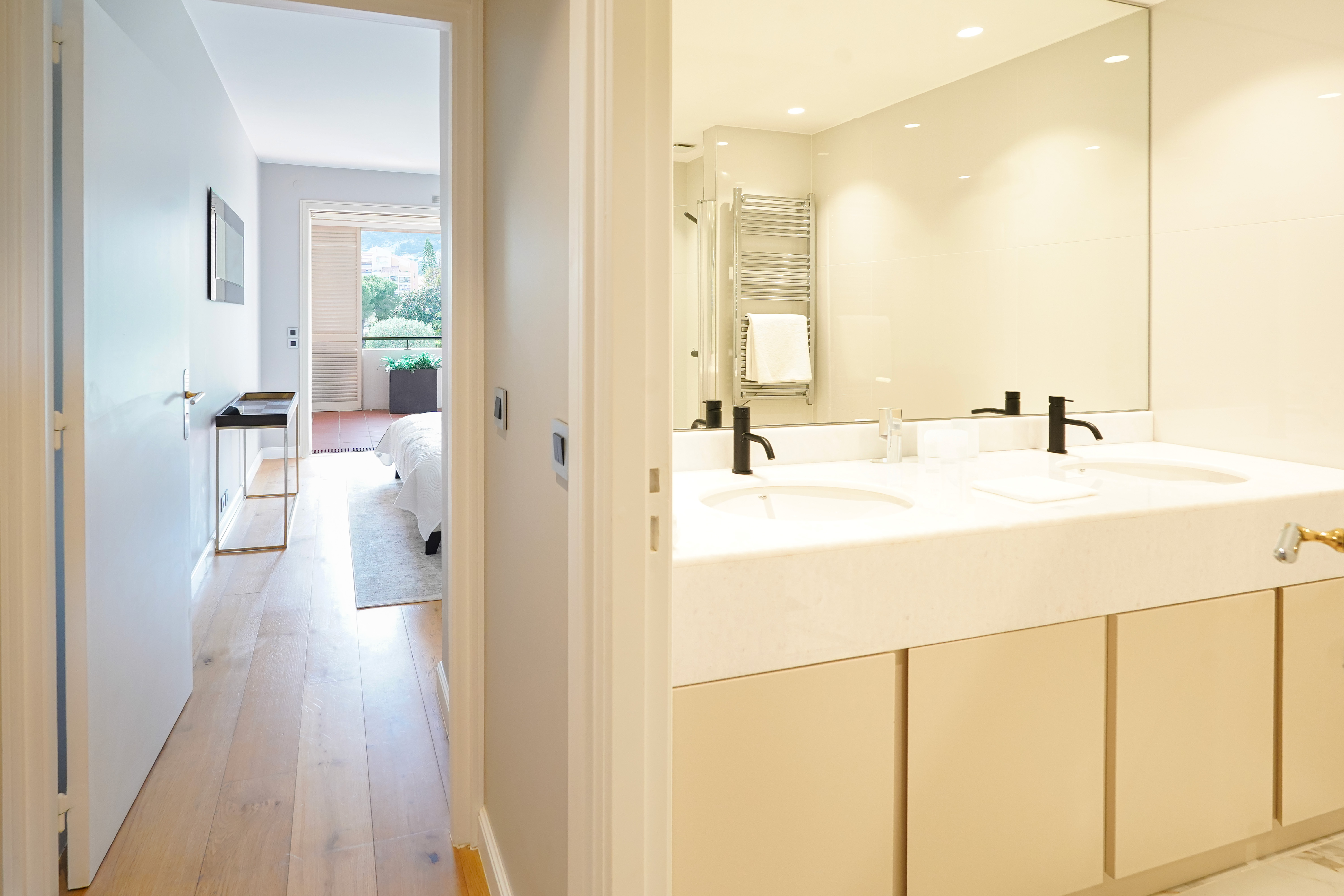 hiJFP_couloir-chambre-2-barnes-valeri-agency-monaco-1776689954.jpg