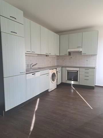 Appartement 3 pièces avec balcon au Locle idéal pour la colocation