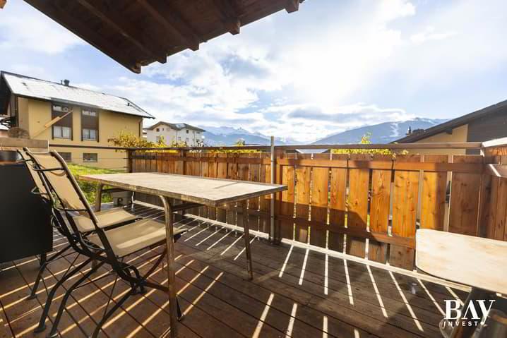 Charmante maison mitoyenne de 3,5 pièces avec vue panoramique sur les...