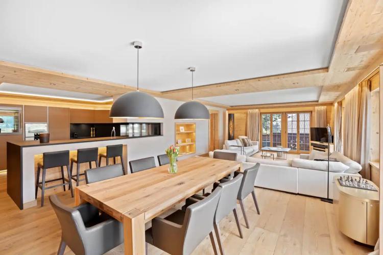 Schöne Wohnung im Hotel de Rougemont