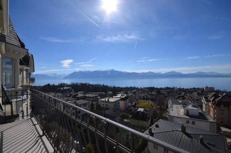 6.5 pièces de standing avec vue lac grandiose