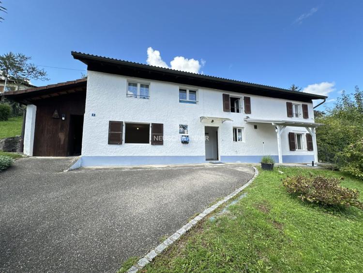 Maison de 5.5 pièces dans le village de Develier à vendre