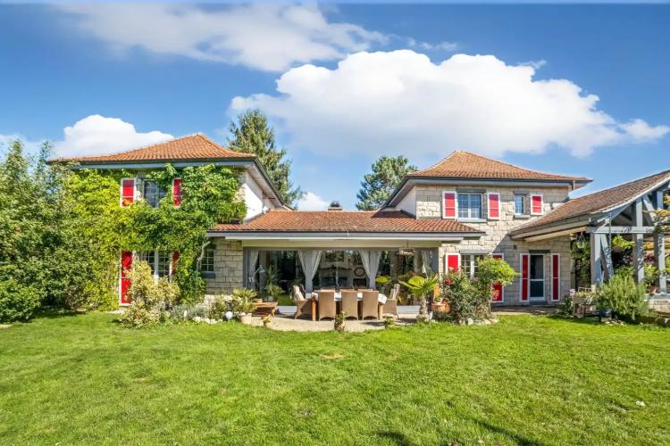 Aussergewöhnliche Luxusvilla mit Charakter