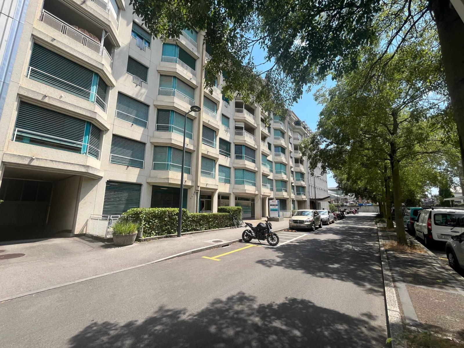 Bureaux administratifs meublés de 118 m² – Carouge
