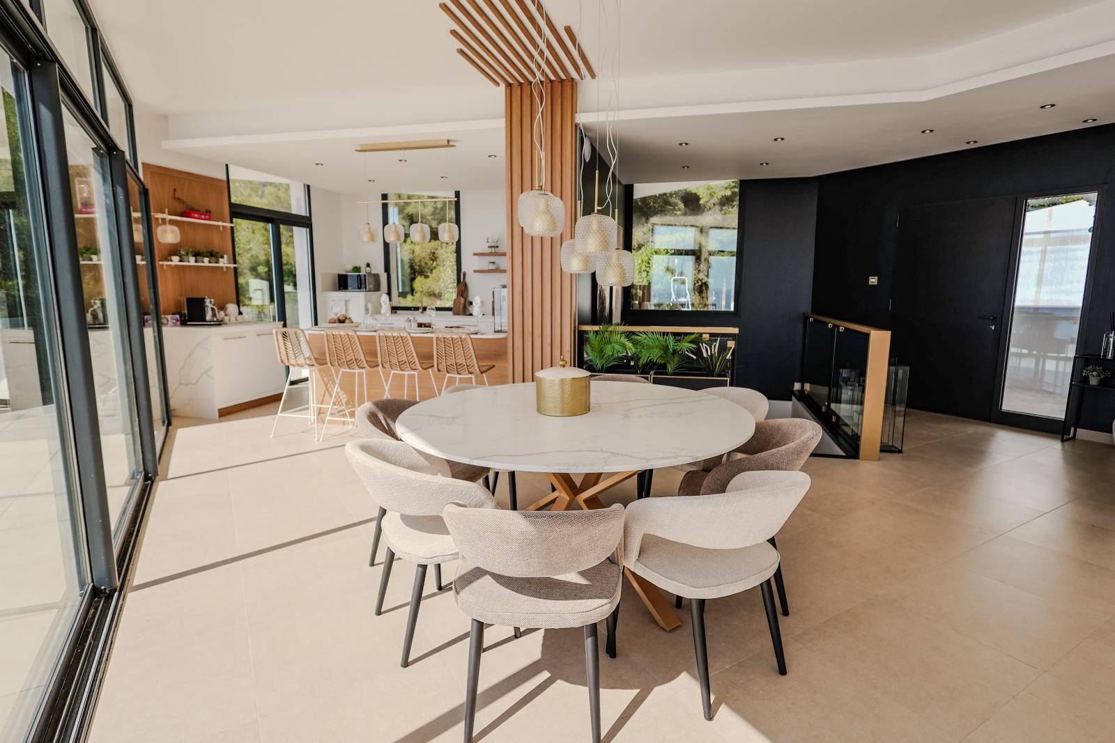 ROQUEBRUNE CAP MARTIN | +5 CHAMBRES | VILLA NEUVE EXCLUSIVE