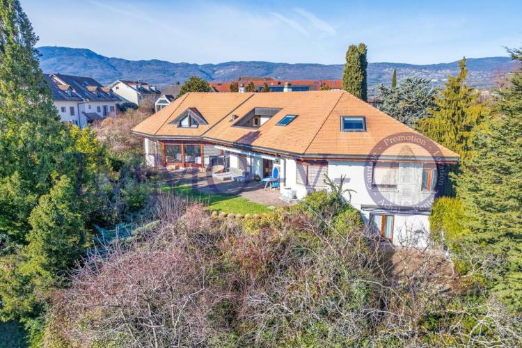 House for sale in Nyon (district), Switzerland
