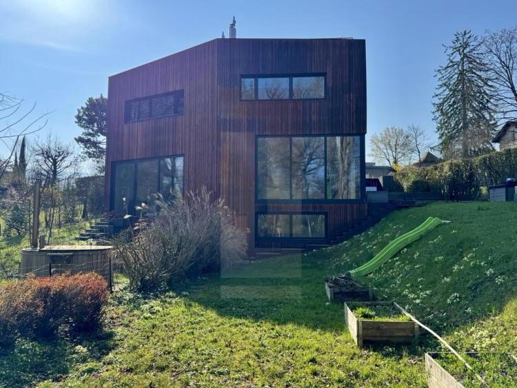 House for rent in Lancy, Switzerland