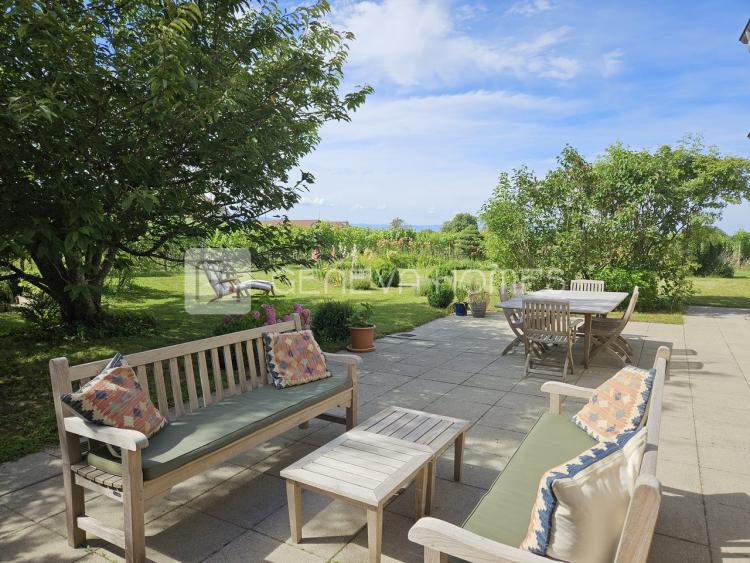 House for sale in Jussy, Switzerland