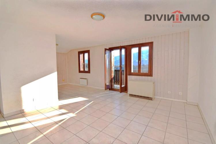 Apartment for sale in Savièse, CH