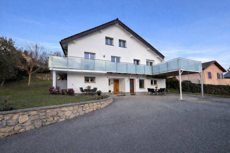 House for sale in Penthalaz, Switzerland