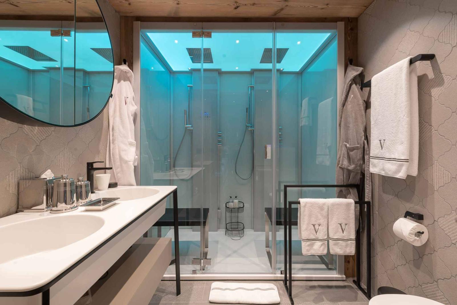 Chalet moderne avec vue imprenable sur les montagnes