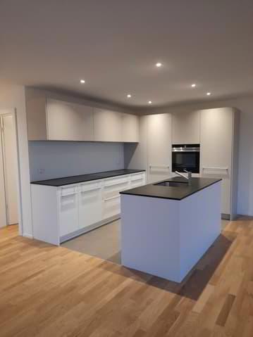 Neuwertige, moderne 3 1/2 Zimmerwohnung
