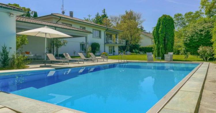Villa 9 pièces