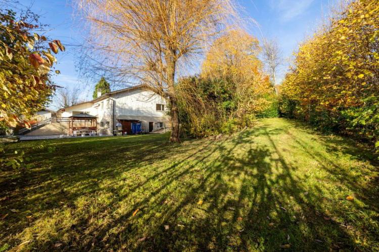 House for sale in Courtepin, Switzerland