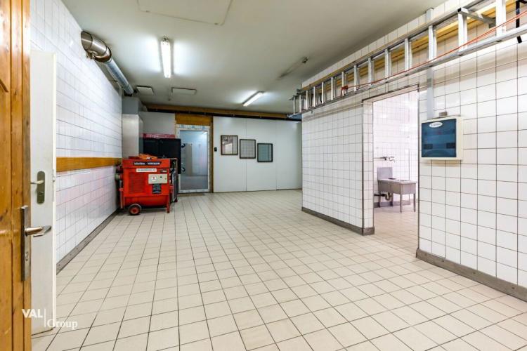 Produktions- und Lagerräumlichkeiten an hervorragender, zentraler Lage