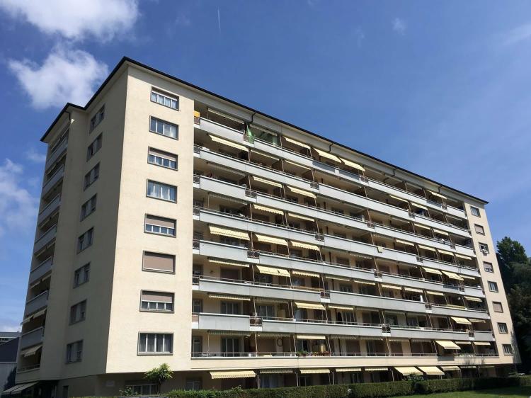Helles Appartement, ideal für eine Familie in einem Gebäude