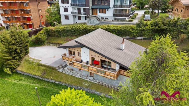 Chalet unique avec sauna et jacuzzi, location à la semaine