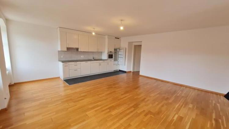 Charmant 3.5 pièces 87m2 dans immeuble soigné, à deux pas du centre